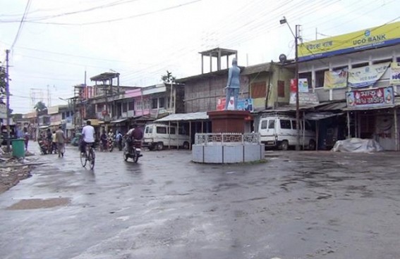 Kailasahar goes for 24 hours strikes called by CPI-M and Unnayan Mancha cripples normal life 